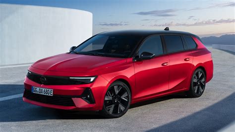 Opel Astra Sports Tourer vano bagagli