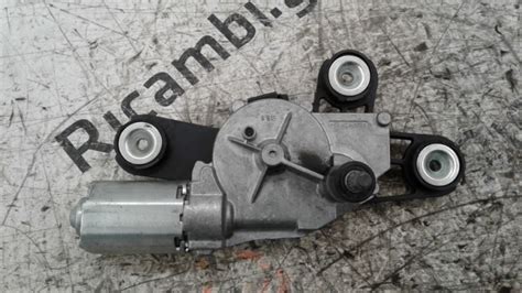 tergilunotto posteriore Ford Kuga