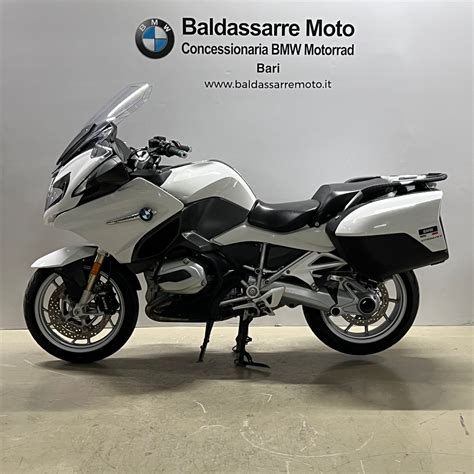 moto BMW usate esposte in concessionaria