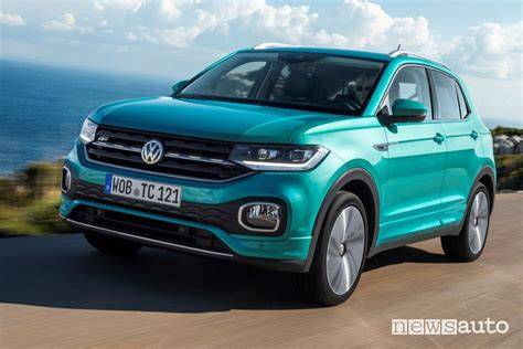 Volkswagen T-Cross Sport vista posteriore