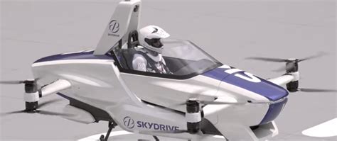 Prototipo SkyDrive Toyota con quattro rotori